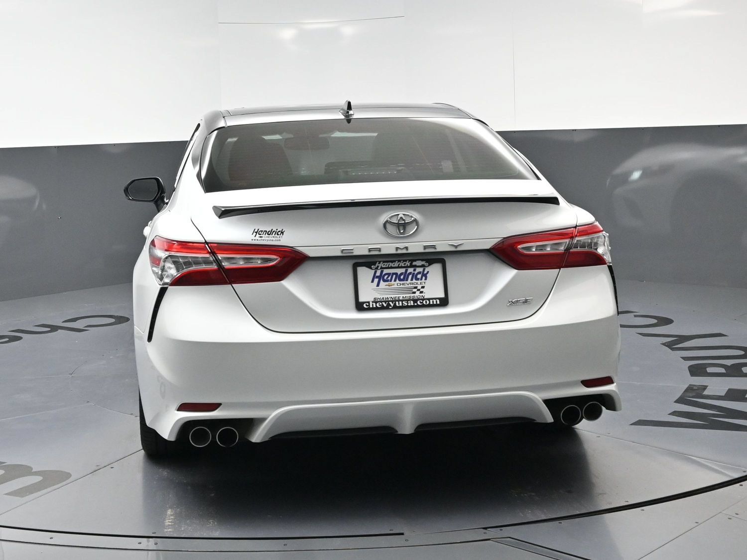 Used 2020 Toyota Camry XSE FWD image 8