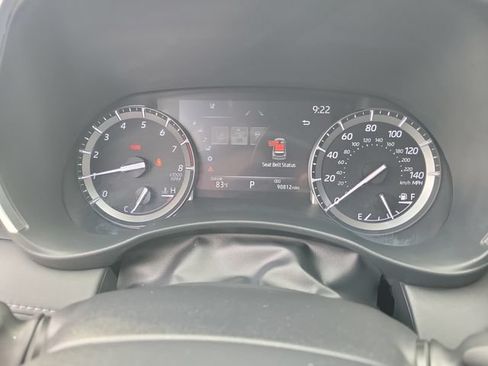 Used 2021 Toyota Highlander XLE FWD image 28