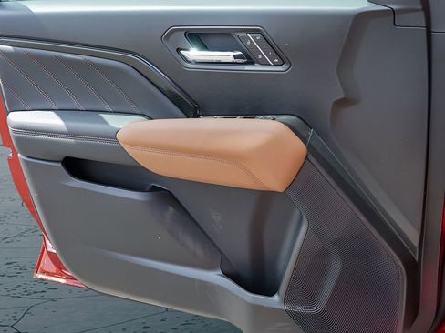 New 2026 GMC Canyon AT4 w/ Technology Plus Package AWD/4WD image 16