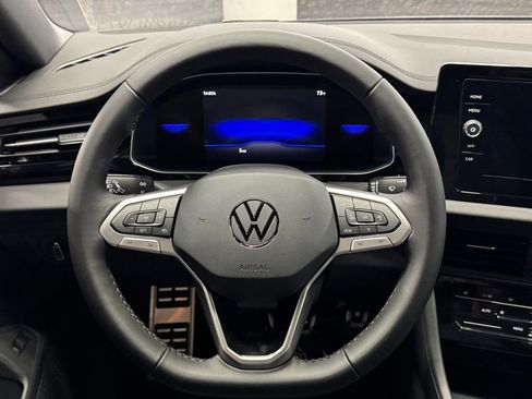 New 2025 Volkswagen Jetta Sport image 9