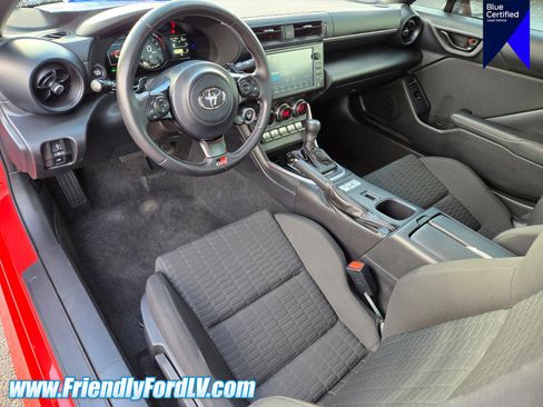 Used 2023 Toyota GR86 image 12