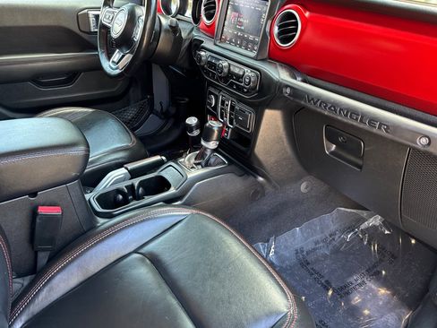 Used 2021 Jeep Wrangler Unlimited Rubicon image 15