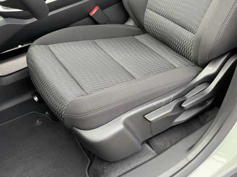 New 2026 Chevrolet Equinox LT w/ Midnight Edition image 12