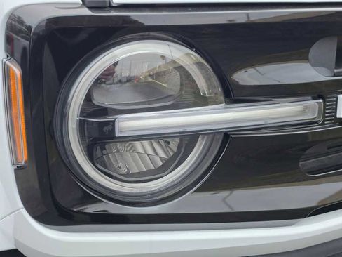 New 2025 Ford Bronco Outer Banks image 5