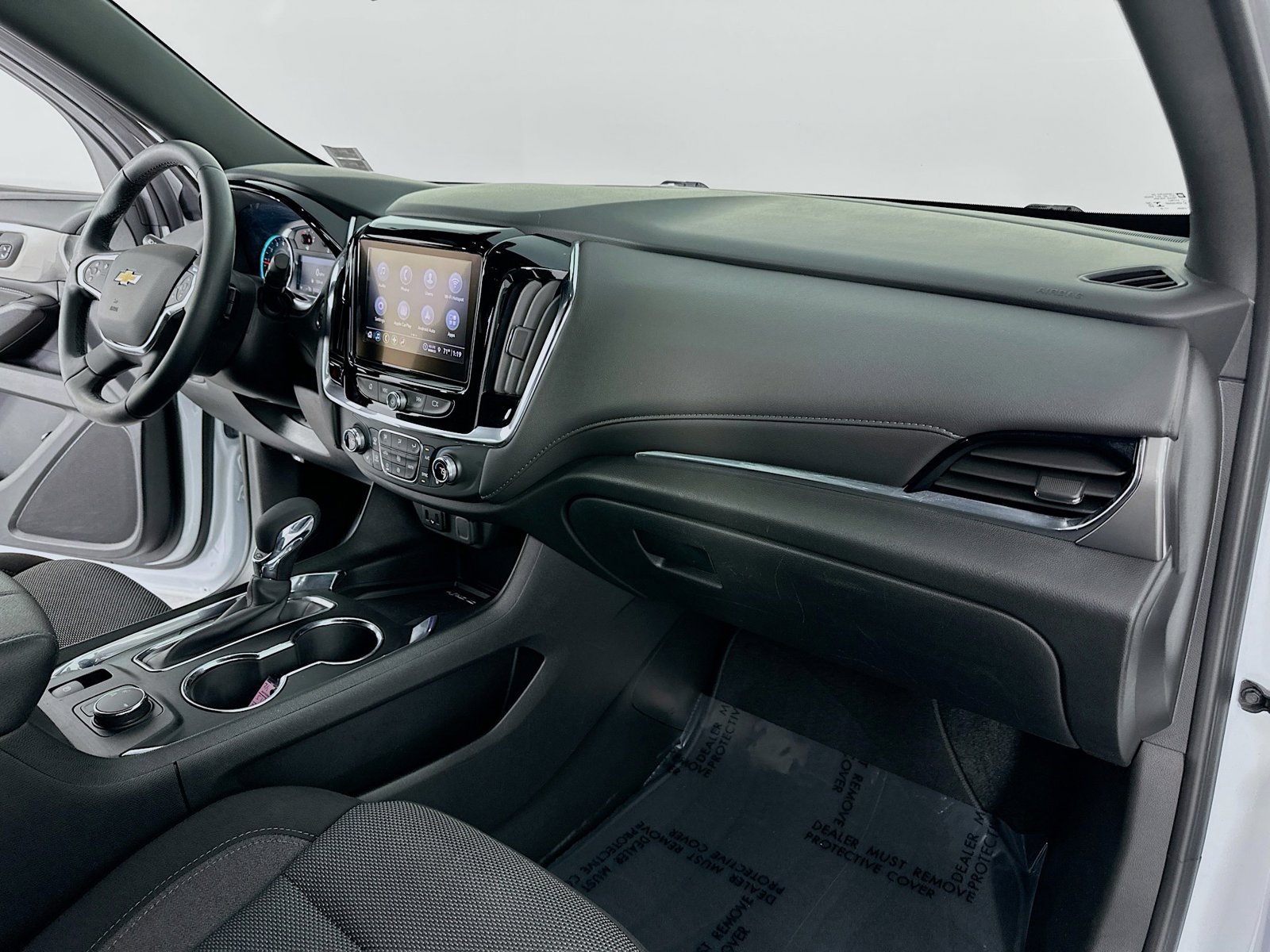 Used 2023 Chevrolet Traverse LT FWD image 34