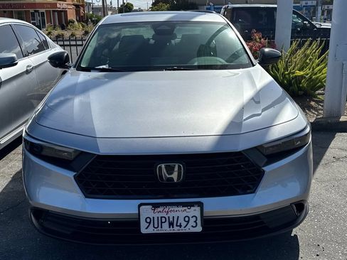 Used 2025 Honda Accord SE image 3