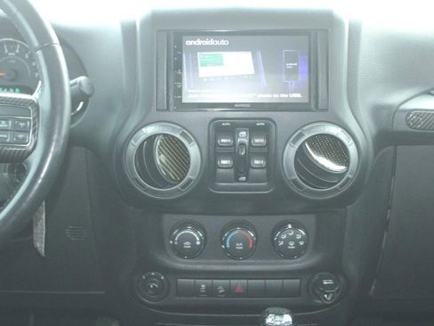 Used 2017 Jeep Wrangler Unlimited Sport w/ Quick Order Package 24S image 16