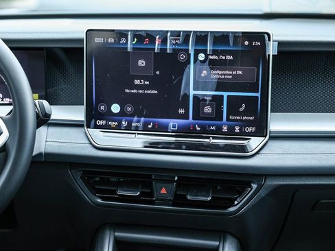 New 2026 Volkswagen Tiguan SE image 23