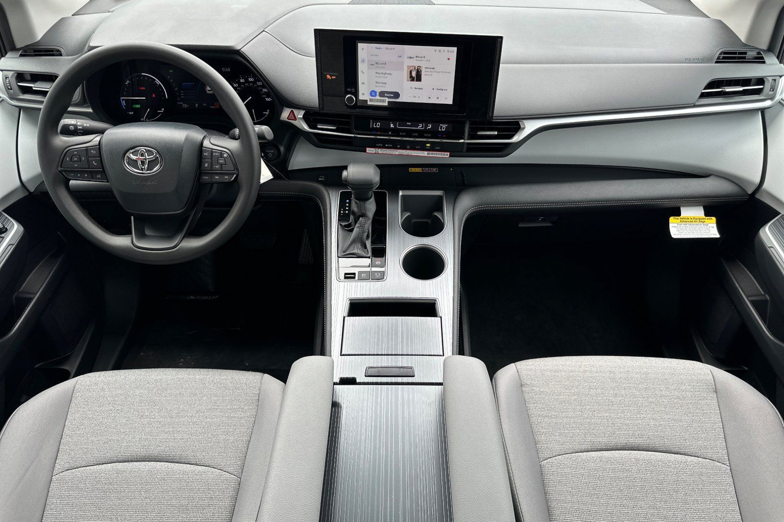 New 2026 Toyota Sienna LE FWD image 15