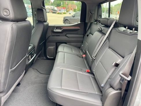 Used 2025 GMC Sierra 1500 Denali AWD/4WD image 11
