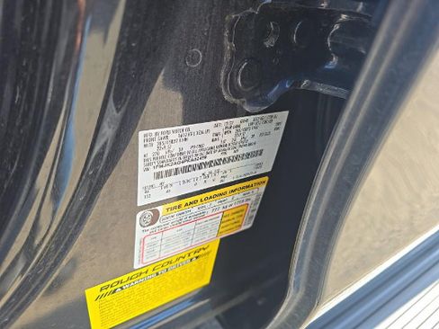 Used 2023 Ford Expedition Max Limited AWD/4WD image 16