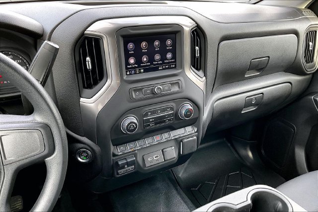 Used 2025 Chevrolet Silverado 1500 W/T w/ WT Value Package AWD/4WD image 15