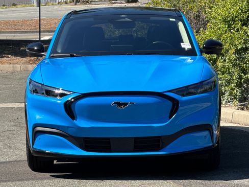 Used 2024 Ford Mustang Mach-E Premium image 9