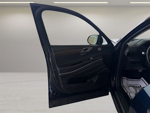 Used 2024 Genesis GV80 2.5T image 11