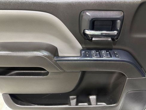 Used 2015 Chevrolet Silverado 2500 W/T AWD/4WD image 16