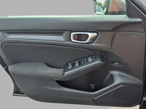 Used 2025 Honda Civic LX image 17