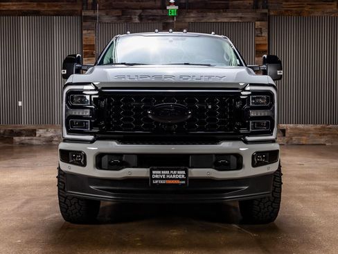 Used 2026 Ford F350 Platinum w/ Platinum Plus Package AWD/4WD image 2