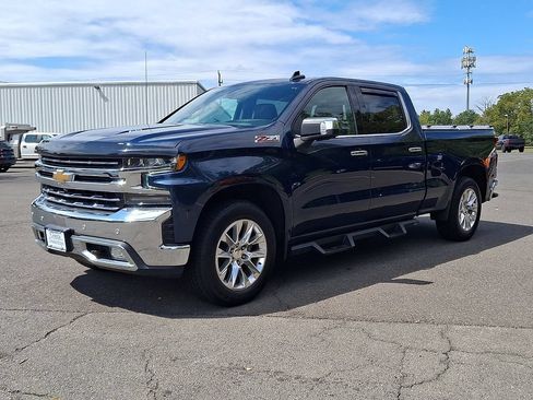 Used 2021 Chevrolet Silverado 1500 LTZ w/ LTZ Premium Package AWD/4WD image 6