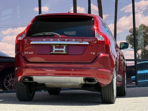 Used 2016 Volvo XC60 T5 Premier image 11