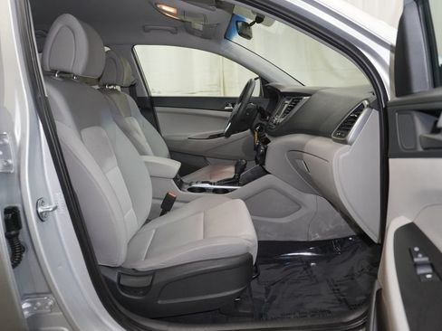 Used 2017 Hyundai Tucson SE FWD image 12