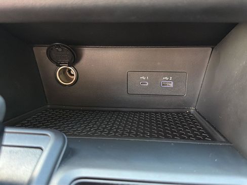 Used 2025 Nissan Pathfinder S FWD image 24