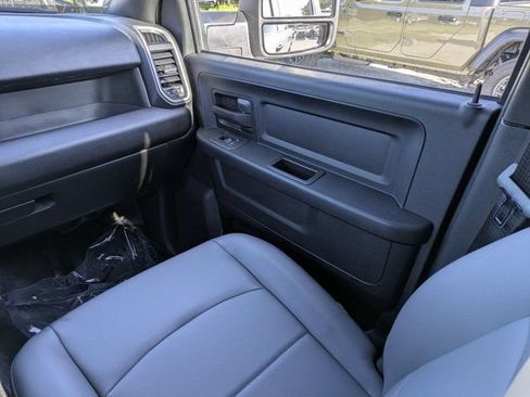 New 2026 RAM 2500 Tradesman AWD/4WD image 16