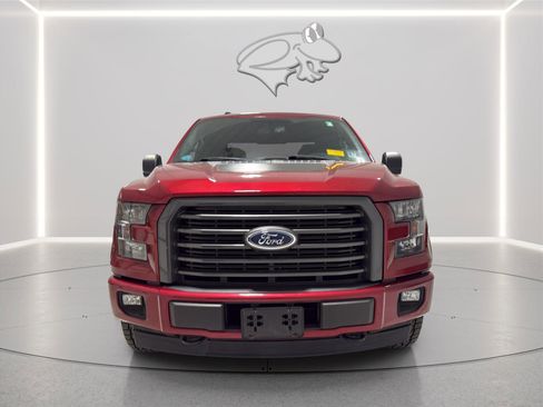 Used 2017 Ford F150 XLT w/ Equipment Group 302A Luxury AWD/4WD image 11