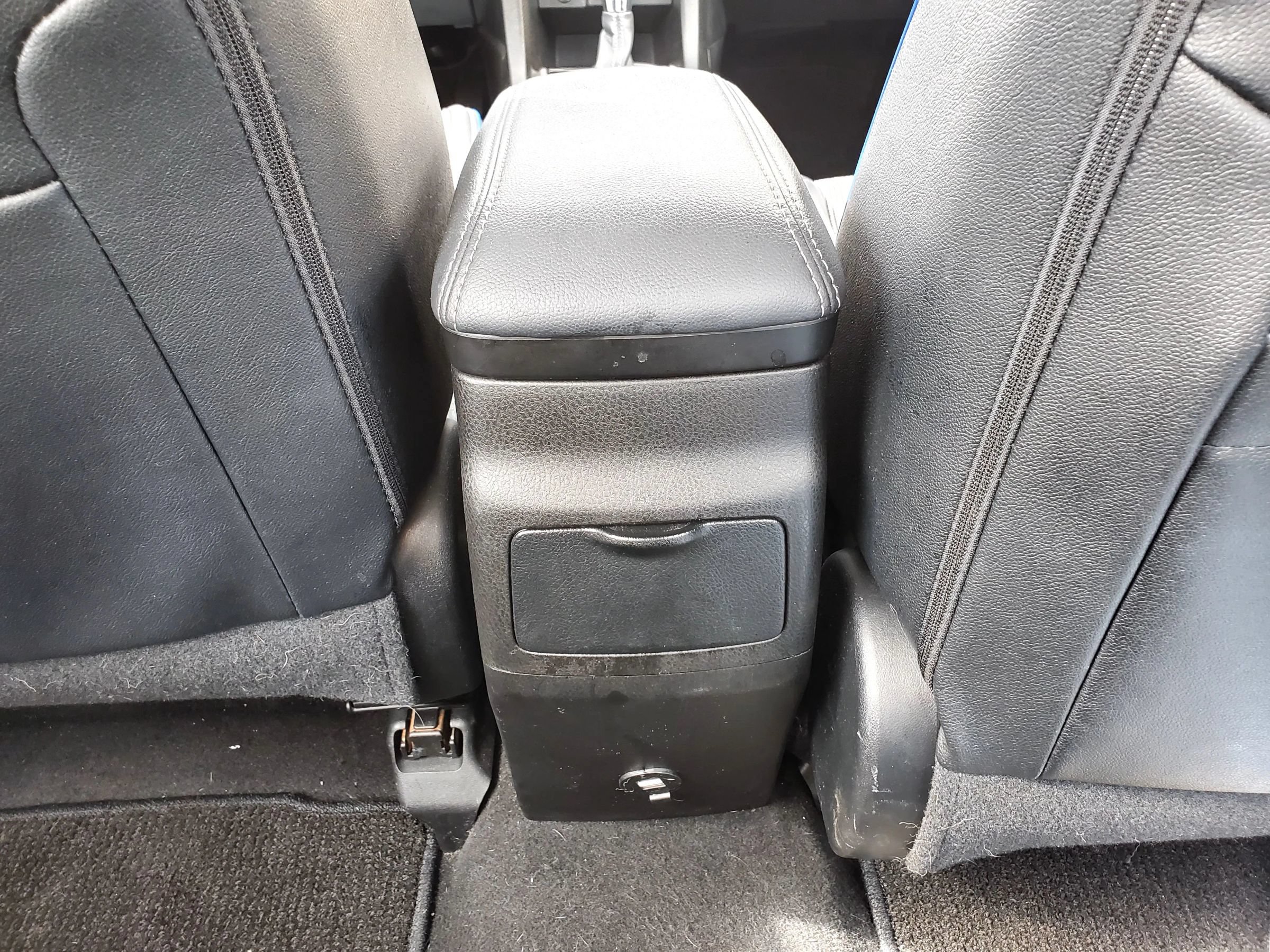Used 2017 Toyota Corolla SE FWD image 29