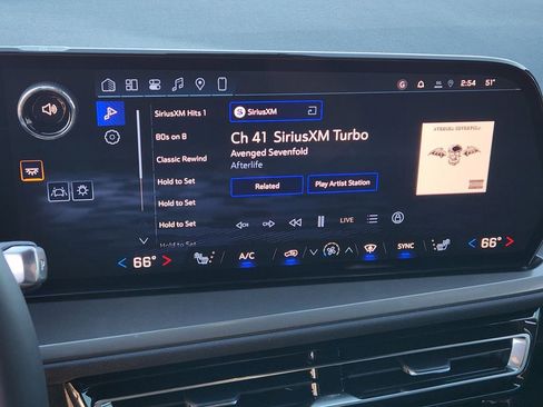 New 2026 Chevrolet Traverse LT image 12