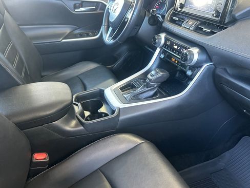 Certified 2021 Toyota RAV4 XLE Premium image 15