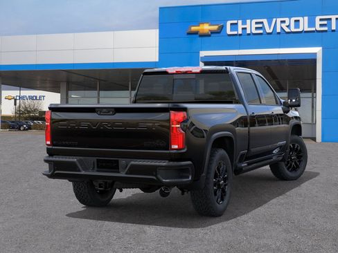 New 2026 Chevrolet Silverado 2500 High Country w/ Midnight Edition image 4