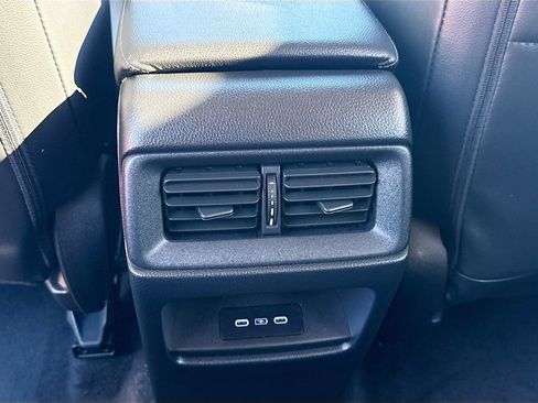 Used 2024 Honda CR-V EX-L image 20