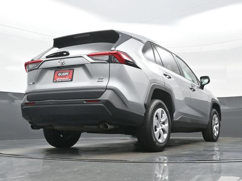 Used 2024 Toyota RAV4 LE AWD/4WD image 29