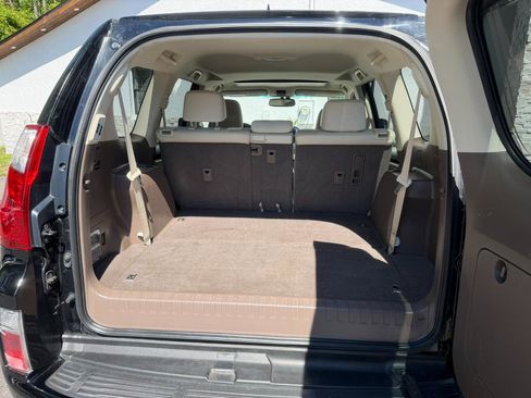 Used 2012 Lexus GX 460 image 47