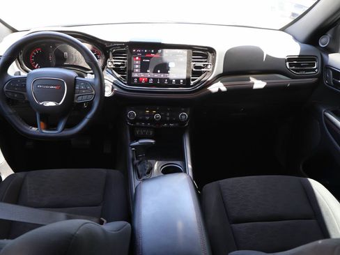 Used 2025 Dodge Durango GT w/ Blacktop Package AWD/4WD image 13
