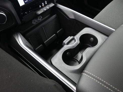 New 2026 RAM 1500 Big Horn AWD/4WD image 19