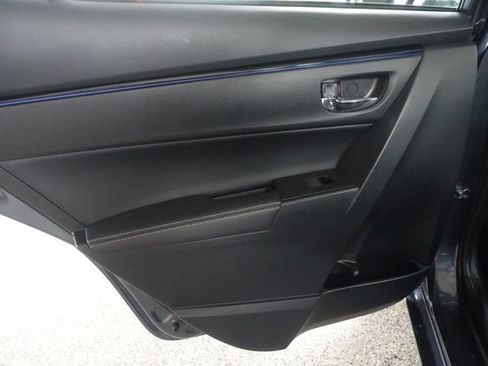 Used 2018 Toyota Corolla XSE FWD image 20