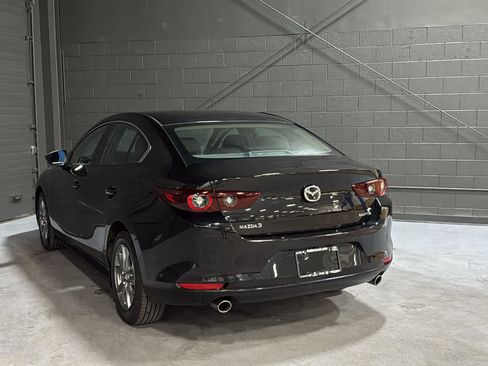 Used 2024 MAZDA MAZDA3 s FWD image 6