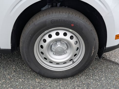 New 2025 Ford Maverick XL w/ Equipment Group 101A image 5