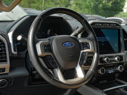 Used 2022 Ford F250 Lariat w/ Tremor Off-Road Package AWD/4WD image 14