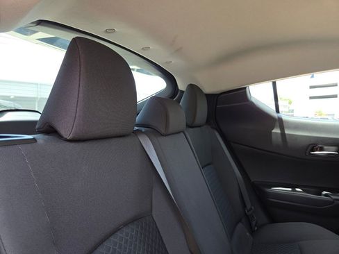 Used 2021 Toyota C-HR LE FWD image 18