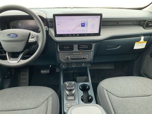 New 2025 Ford Maverick XLT w/ Black Appearance Package image 17