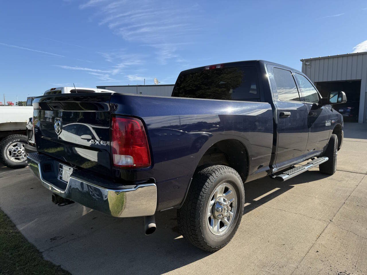 Used 2015 RAM 2500 Tradesman w/ Chrome Appearance Group AWD/4WD image 4