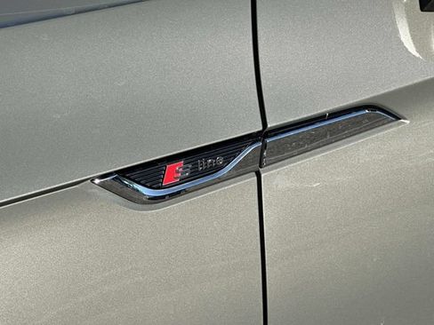 Used 2023 Audi A5 2.0T Premium Plus w/ Premium Plus AWD/4WD image 11