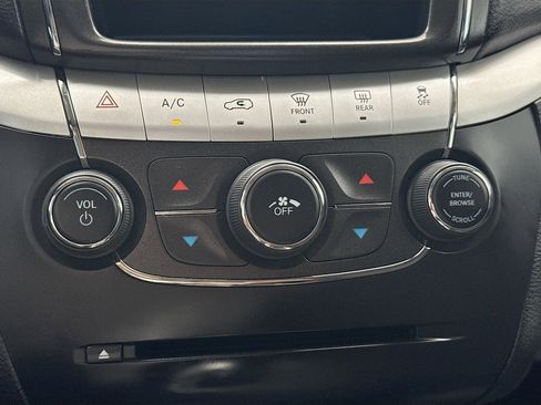 Used 2018 Dodge Journey SE w/ Connectivity Group image 10