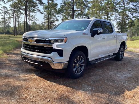 New 2026 Chevrolet Silverado 1500 LT image 1