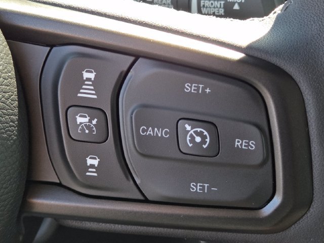 Used 2026 Jeep Wrangler Unlimited Sport AWD/4WD image 30