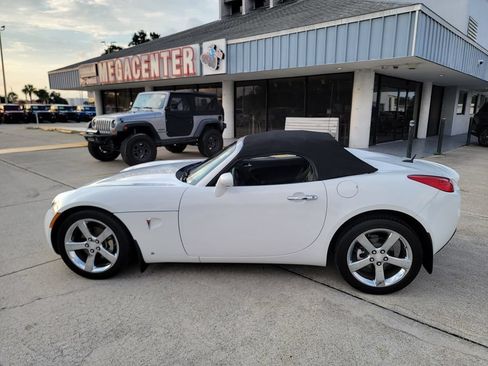 Used 2008 Pontiac Solstice Convertible w/ Preferred Package RWD image 15