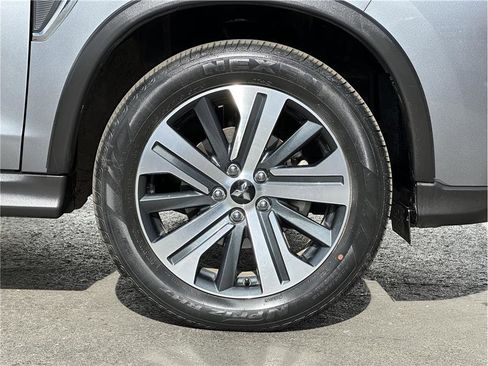 Used 2024 Mitsubishi Outlander Sport AWD image 28