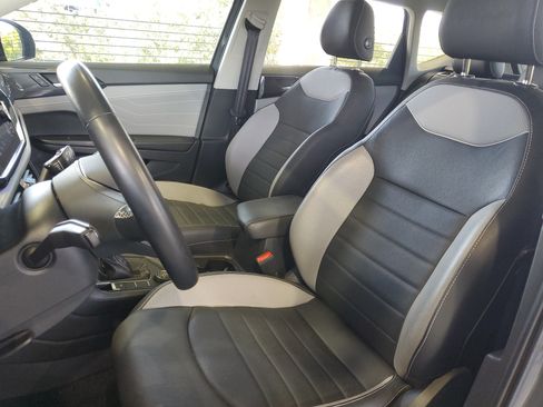 Used 2024 Volkswagen Taos SEL AWD/4WD image 19